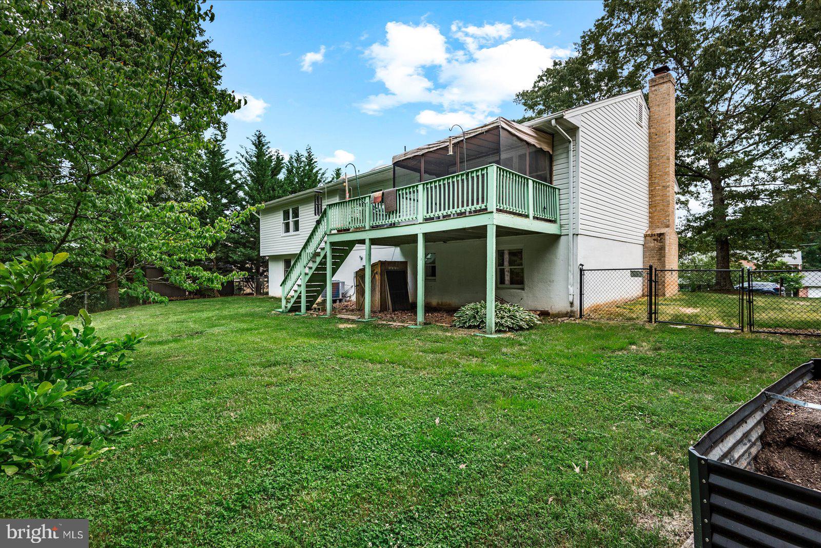 126 Jib Dr