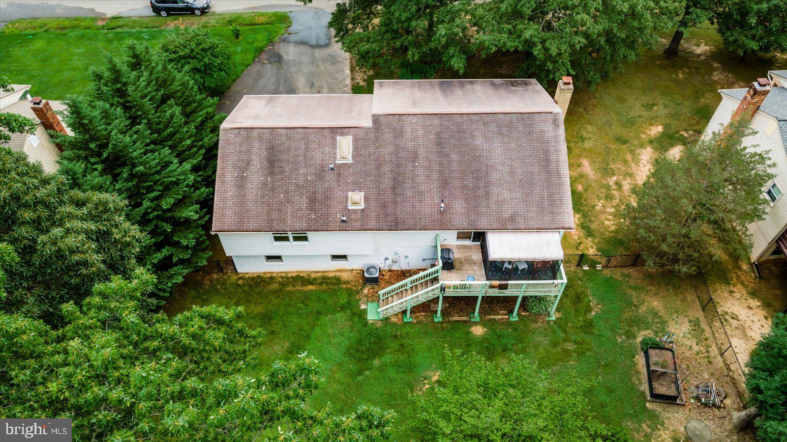 126 Jib Dr