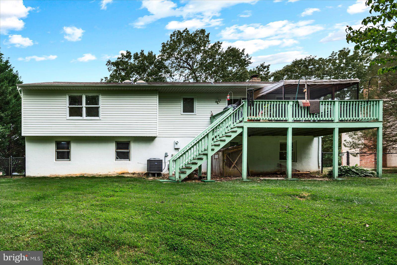 126 Jib Dr