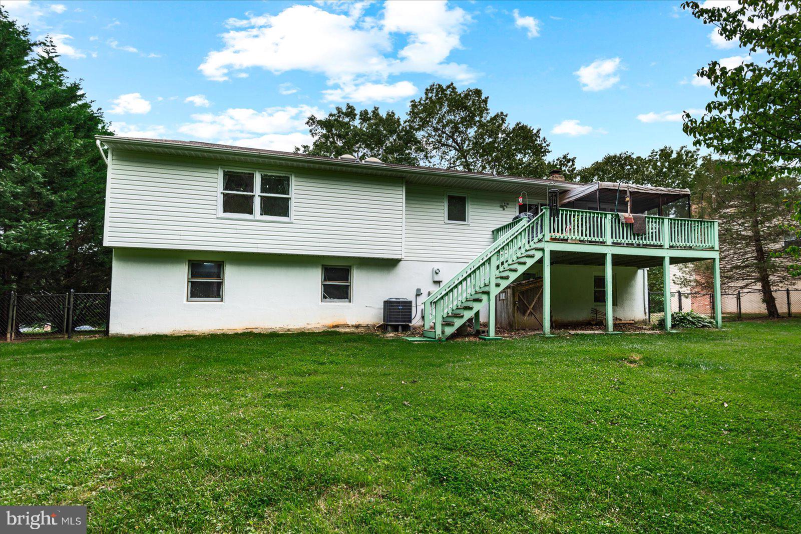 126 Jib Dr