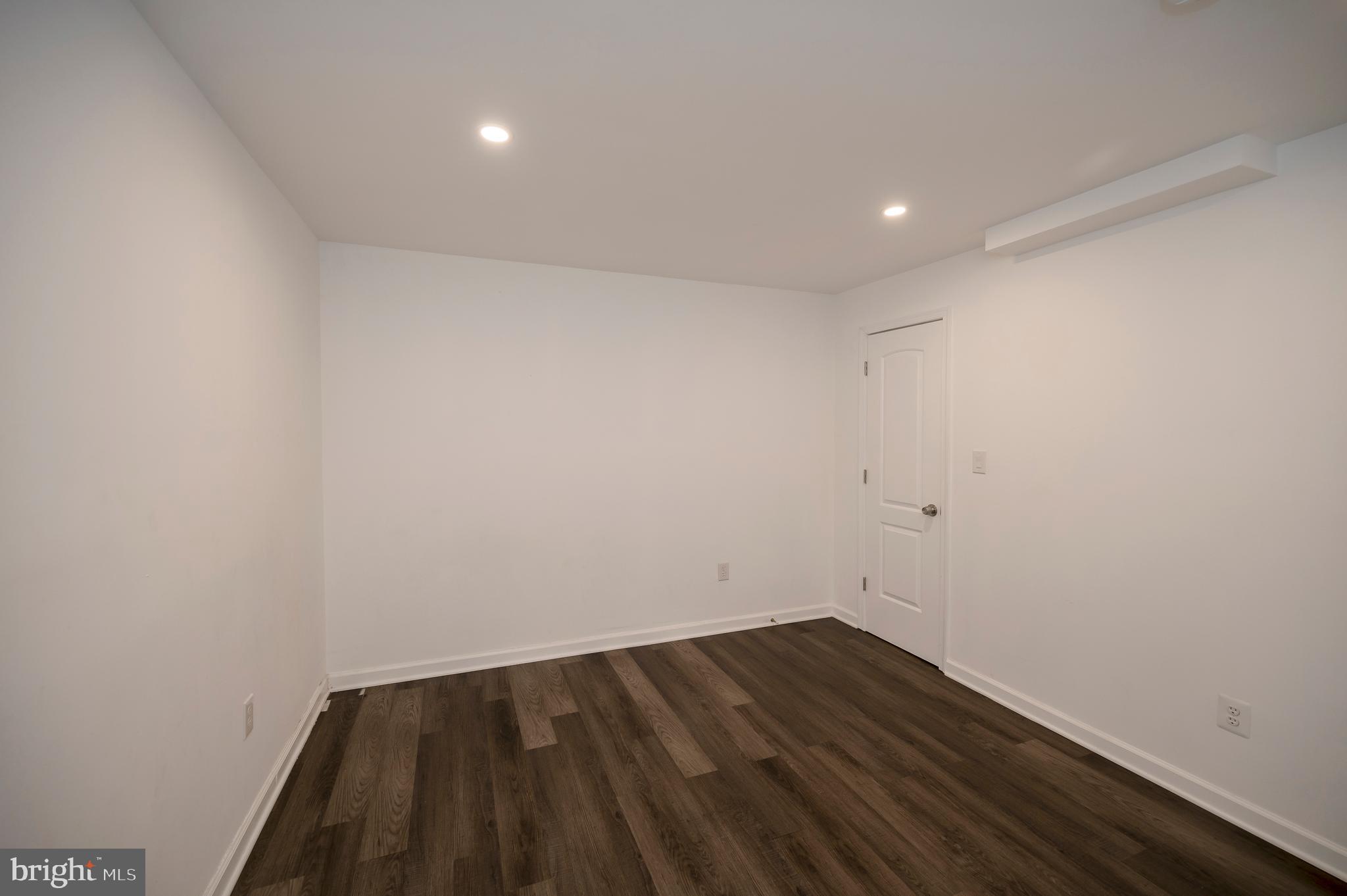 503 EMBREY MILL RD