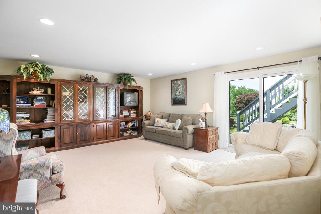 19 Ashland Cir