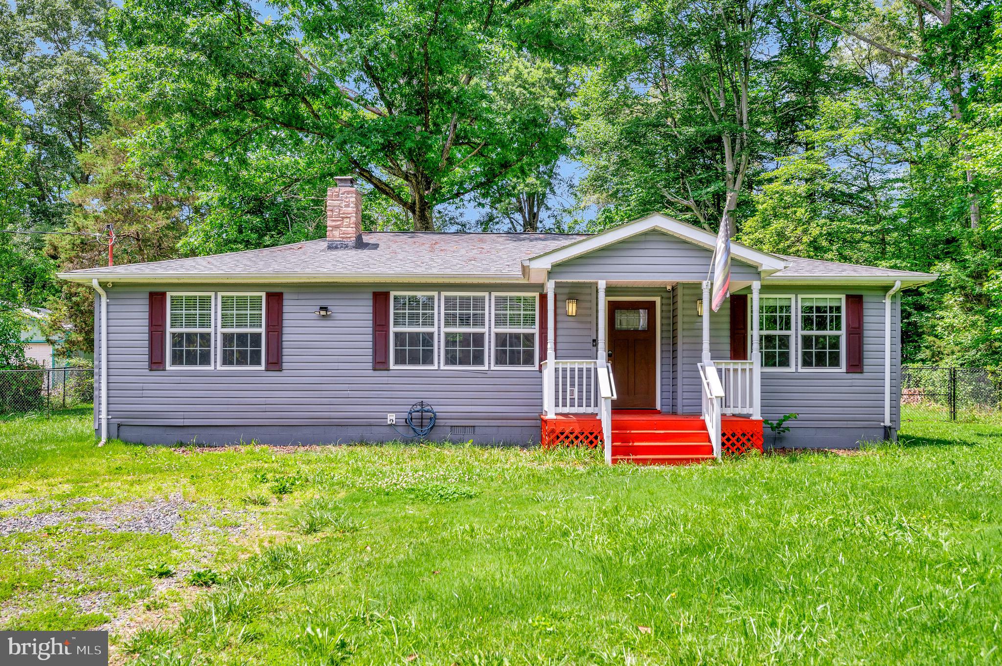 26 Breezy Hill Dr