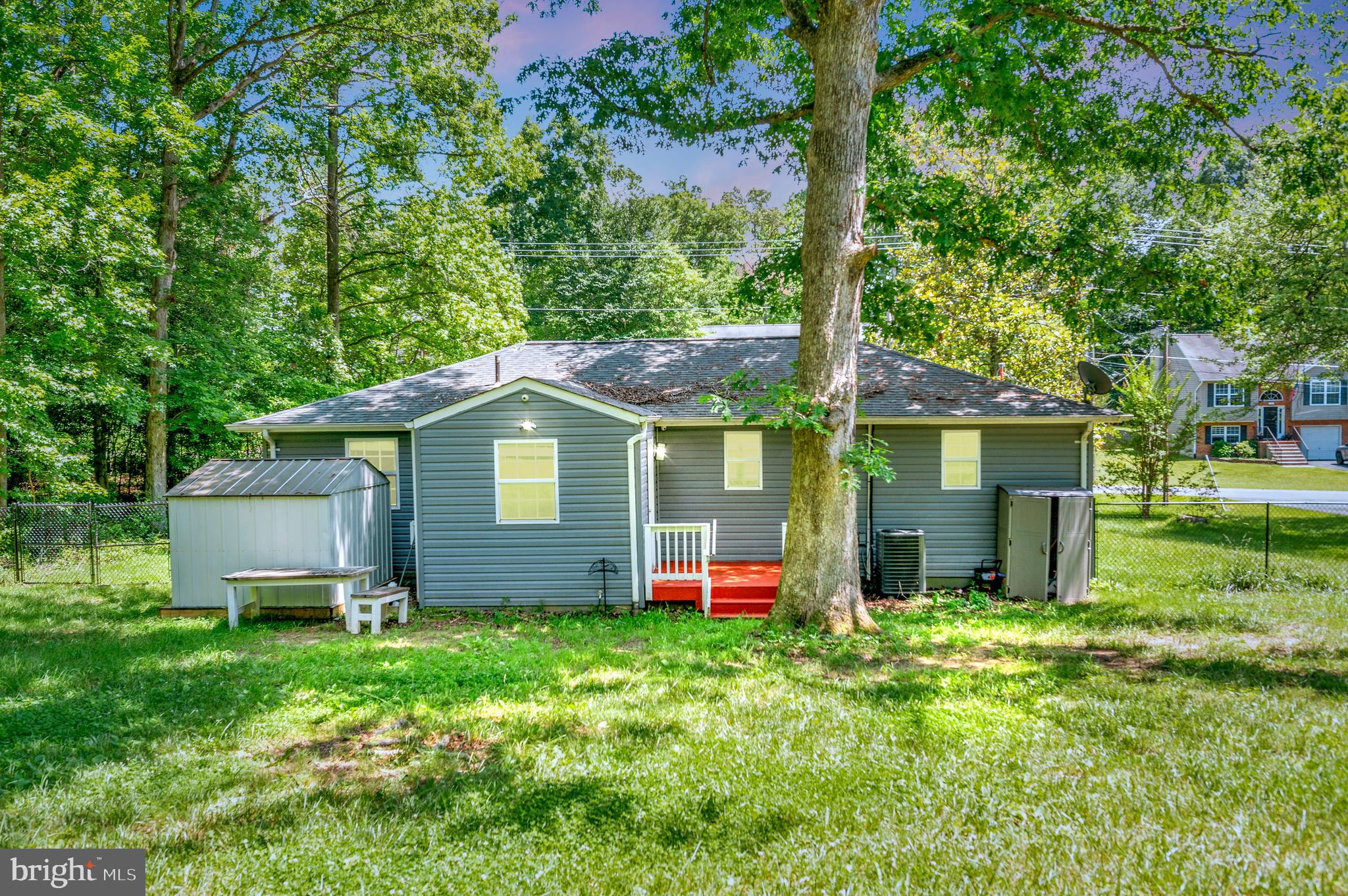 26 Breezy Hill Dr