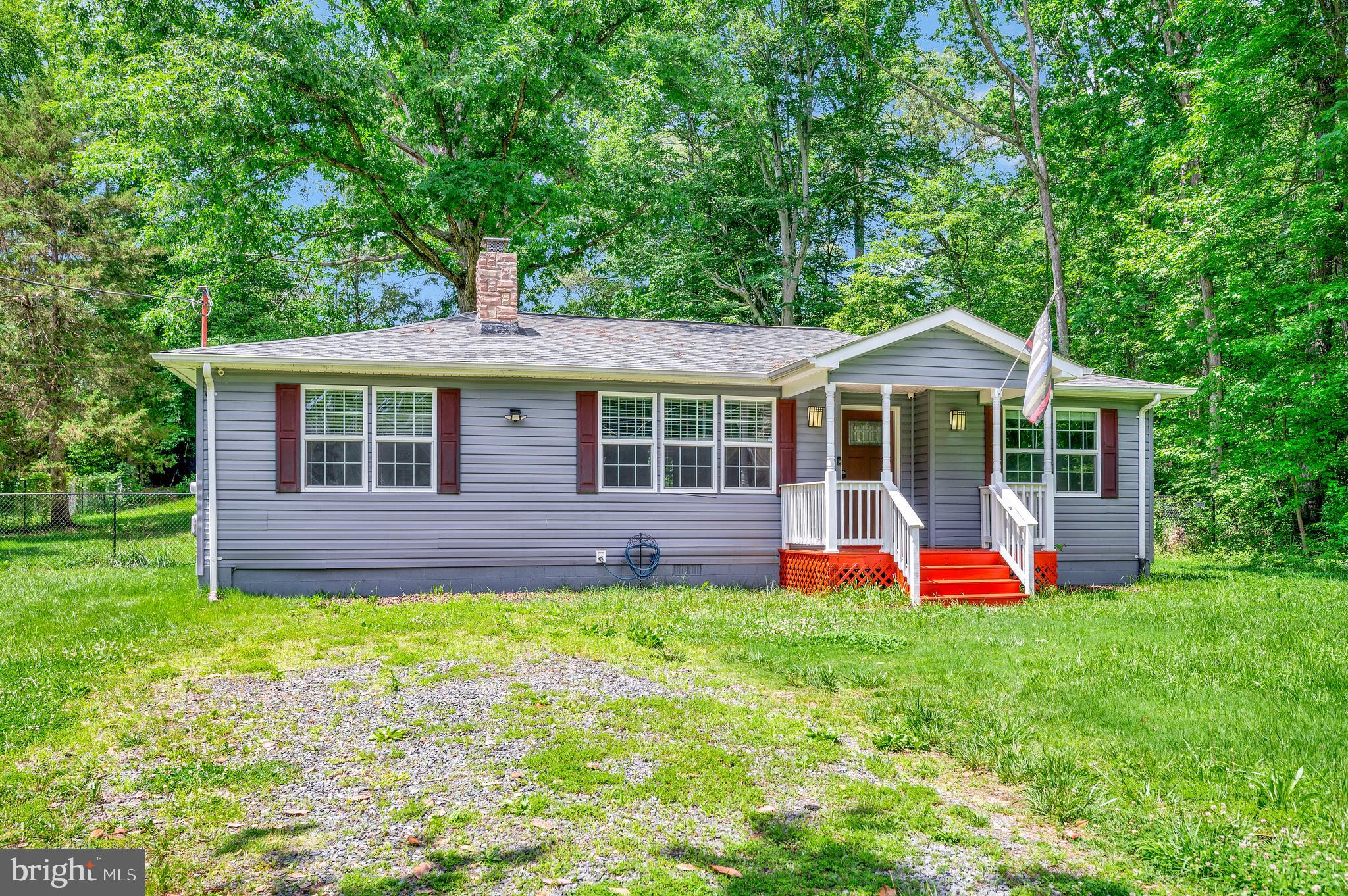 26 Breezy Hill Dr