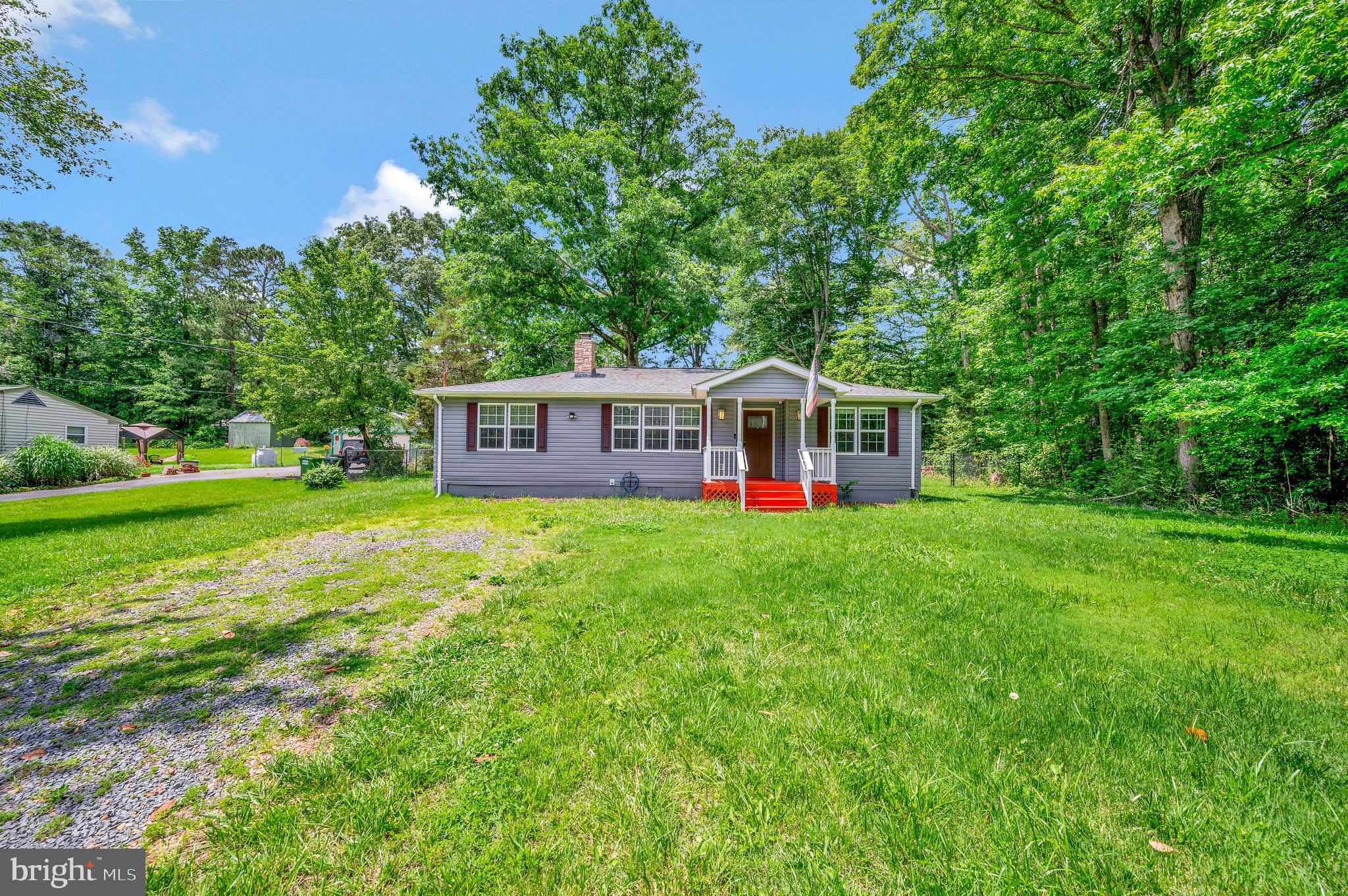 26 Breezy Hill Dr
