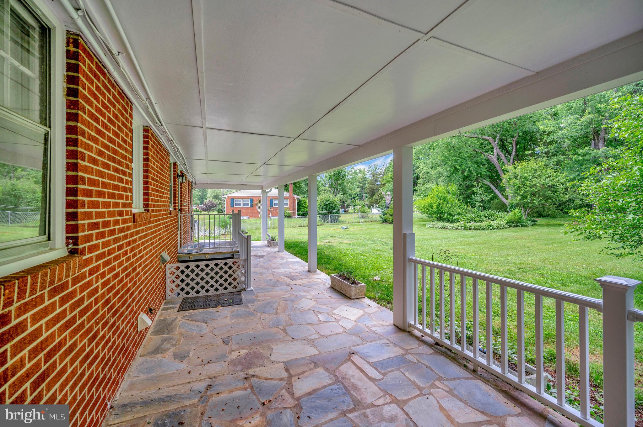 142 Sanford Dr