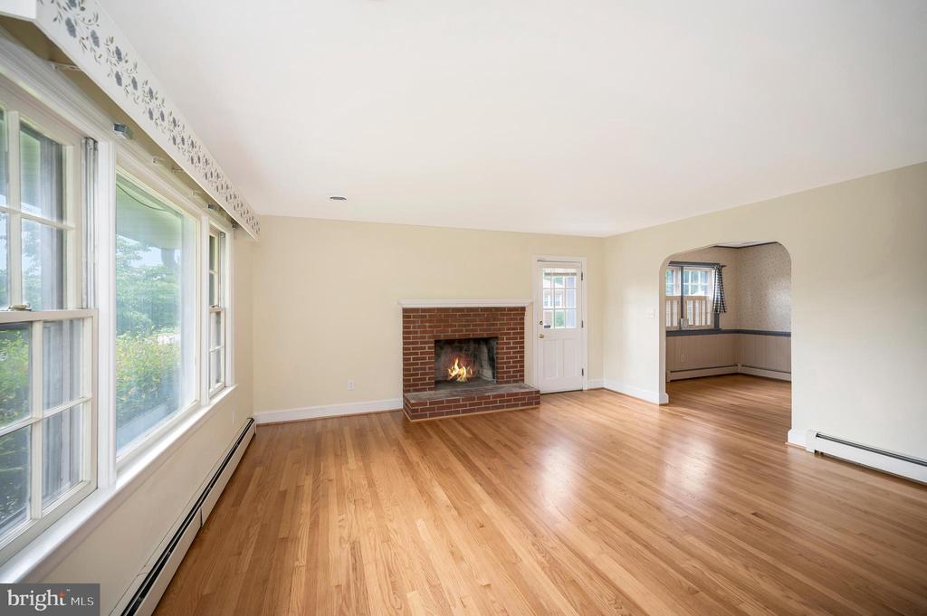 142 Sanford Dr