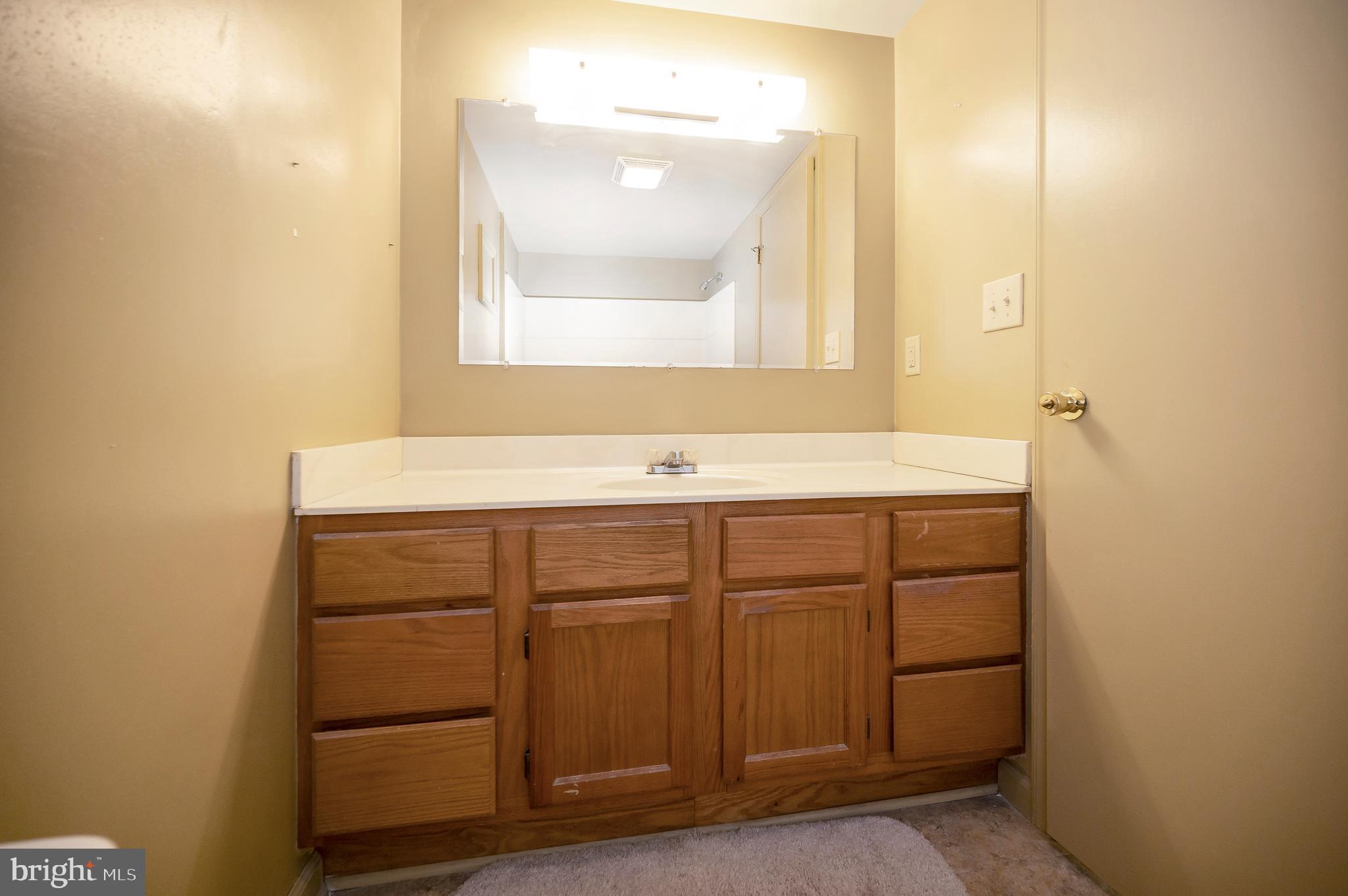 142 Sanford Dr