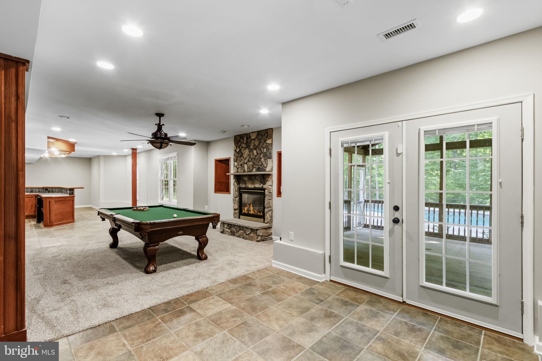 154 CHRISWOOD LN