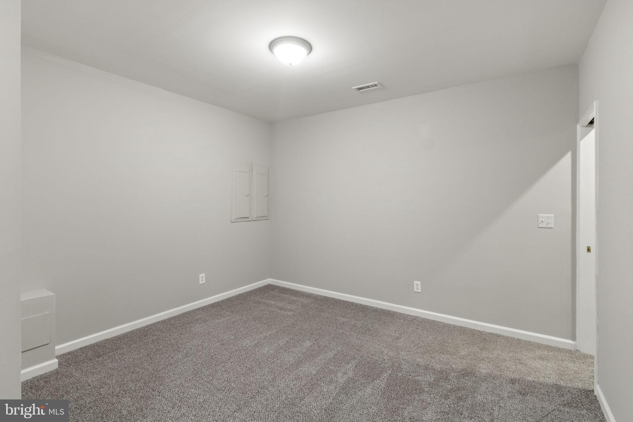 154 CHRISWOOD LN