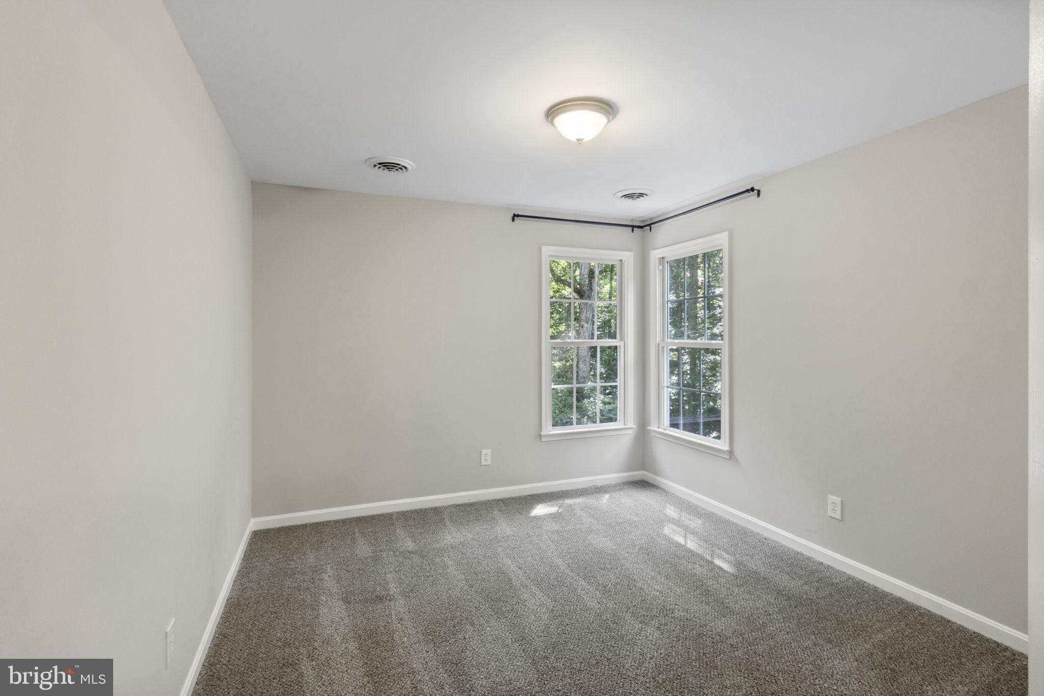 154 CHRISWOOD LN