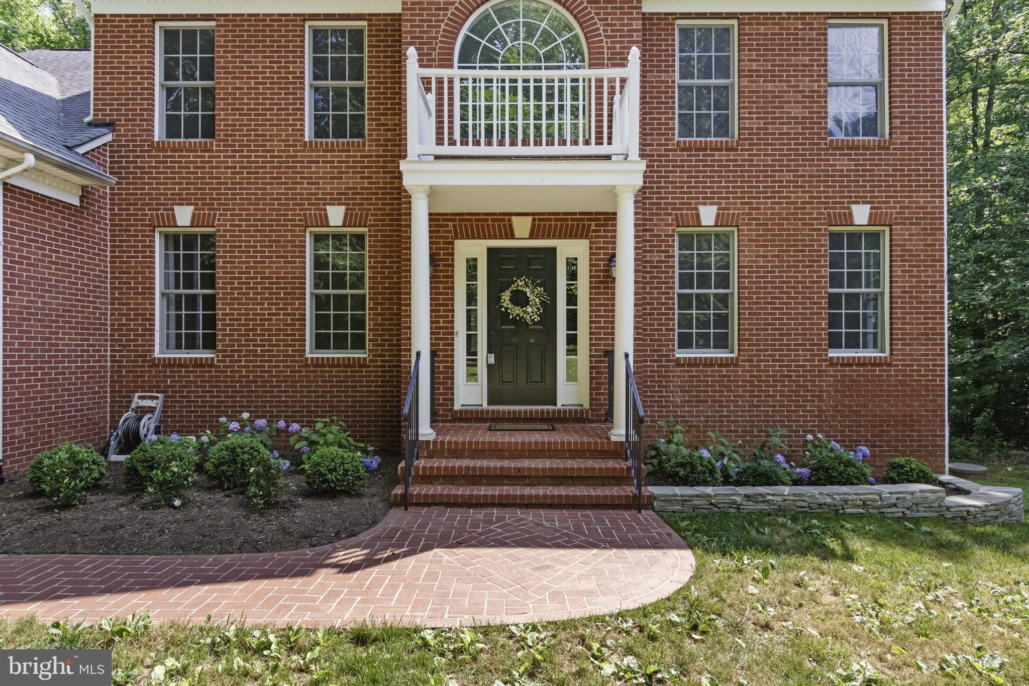 154 CHRISWOOD LN