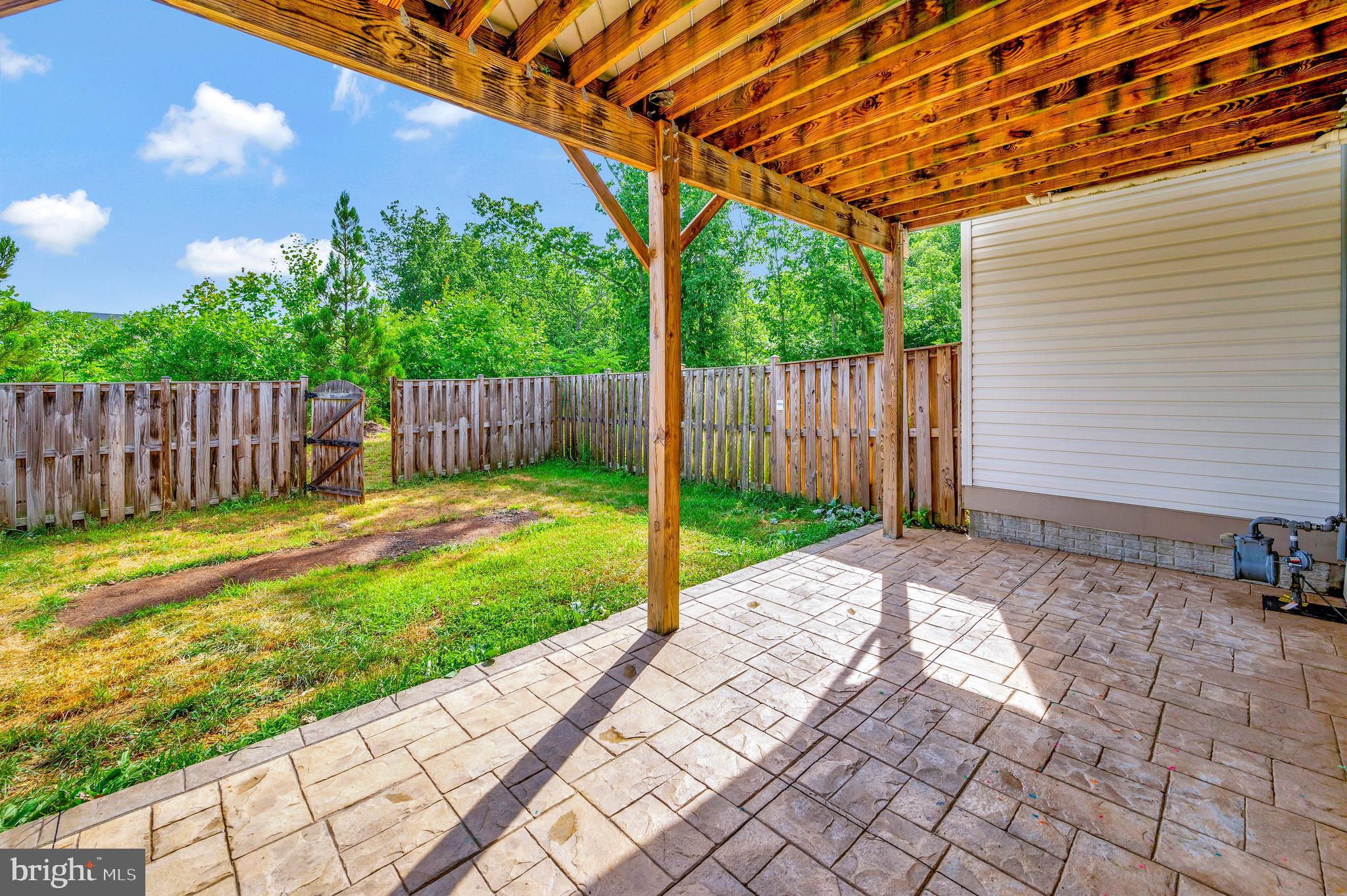 505 DEVILWOOD WAY