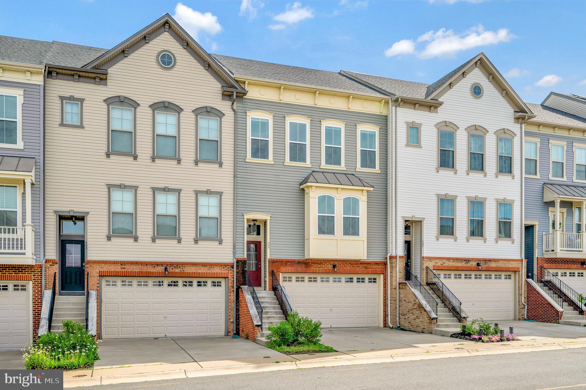505 DEVILWOOD WAY