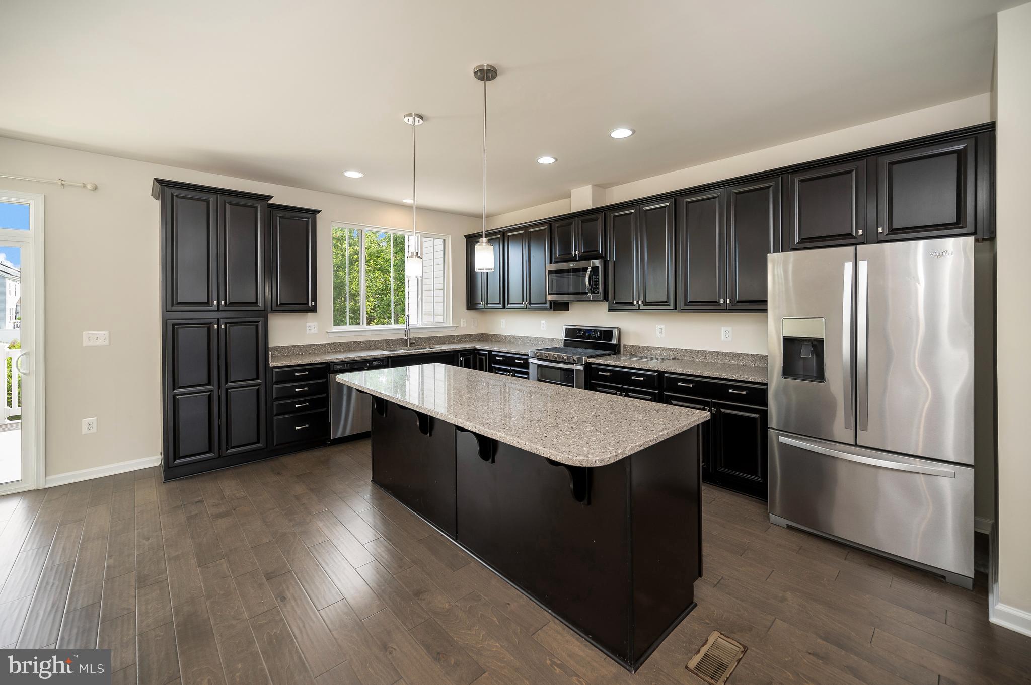 505 DEVILWOOD WAY