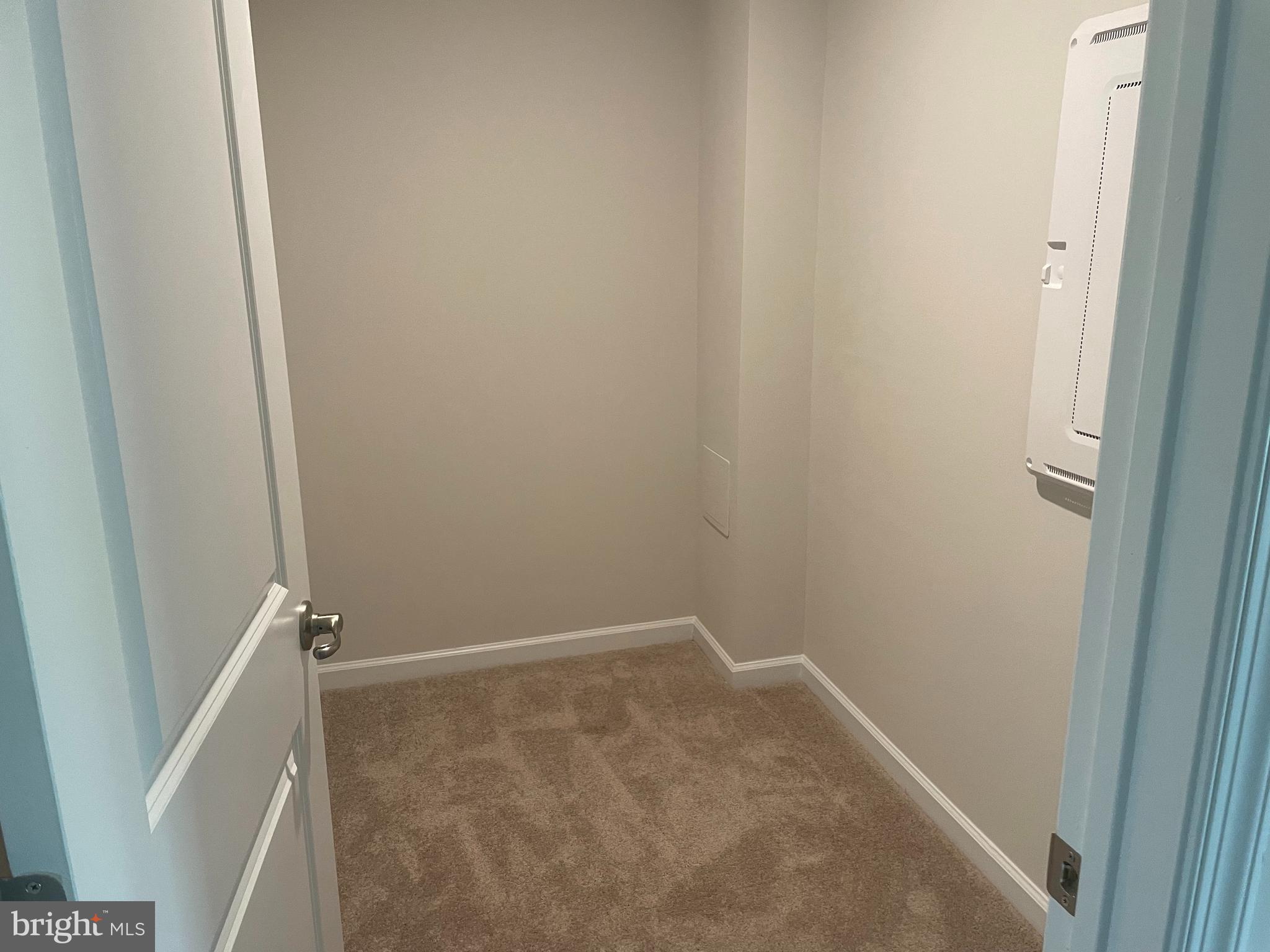 416 LANDING DR