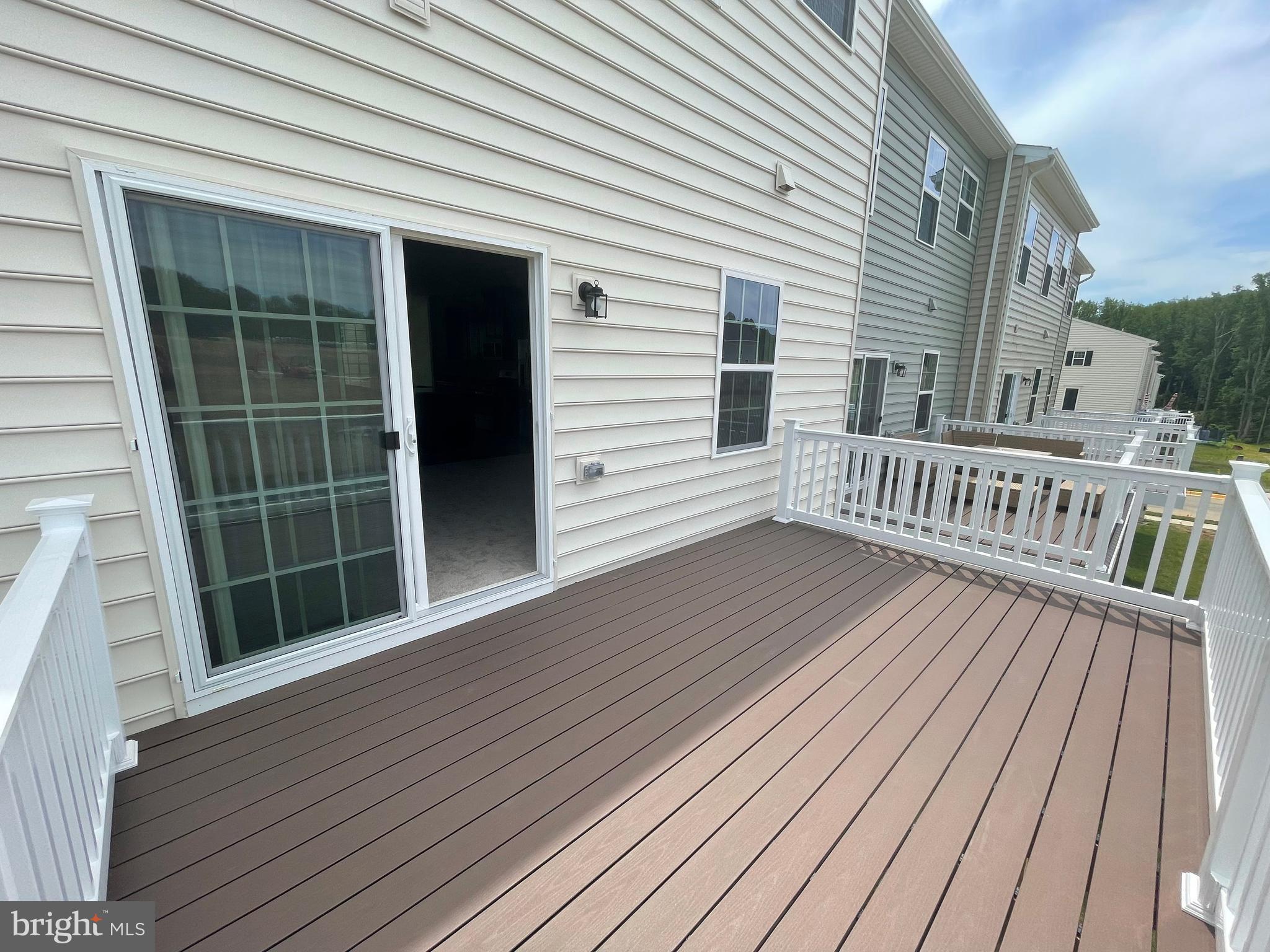 416 LANDING DR