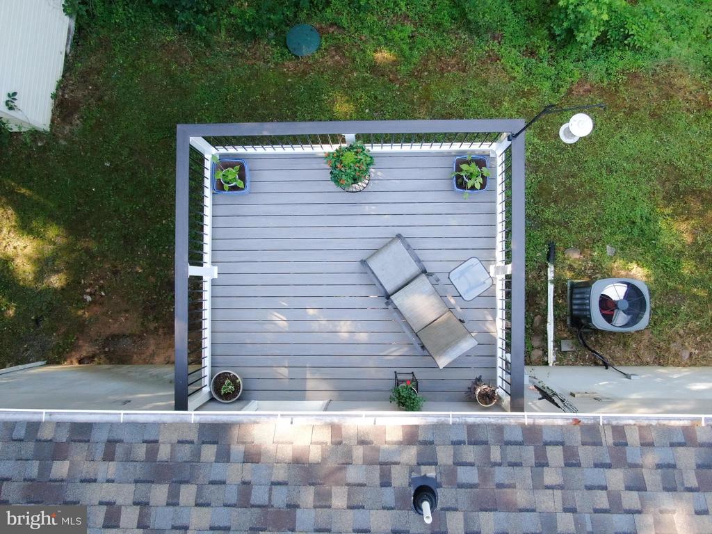 109 Old Farm Rd