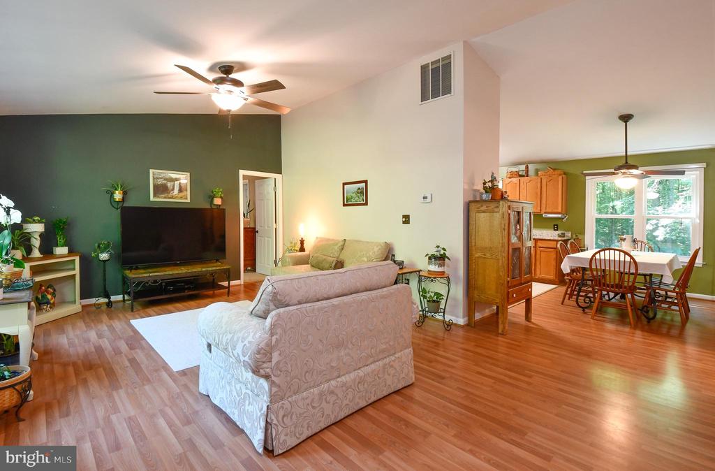 109 Old Farm Rd