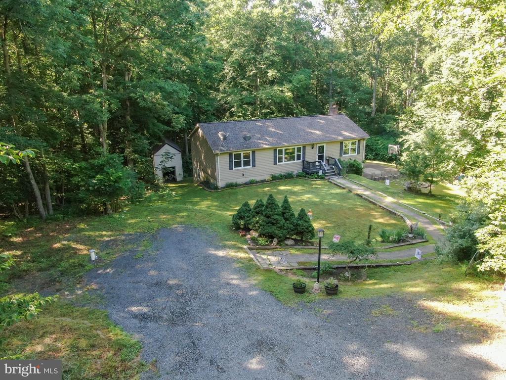 109 Old Farm Rd