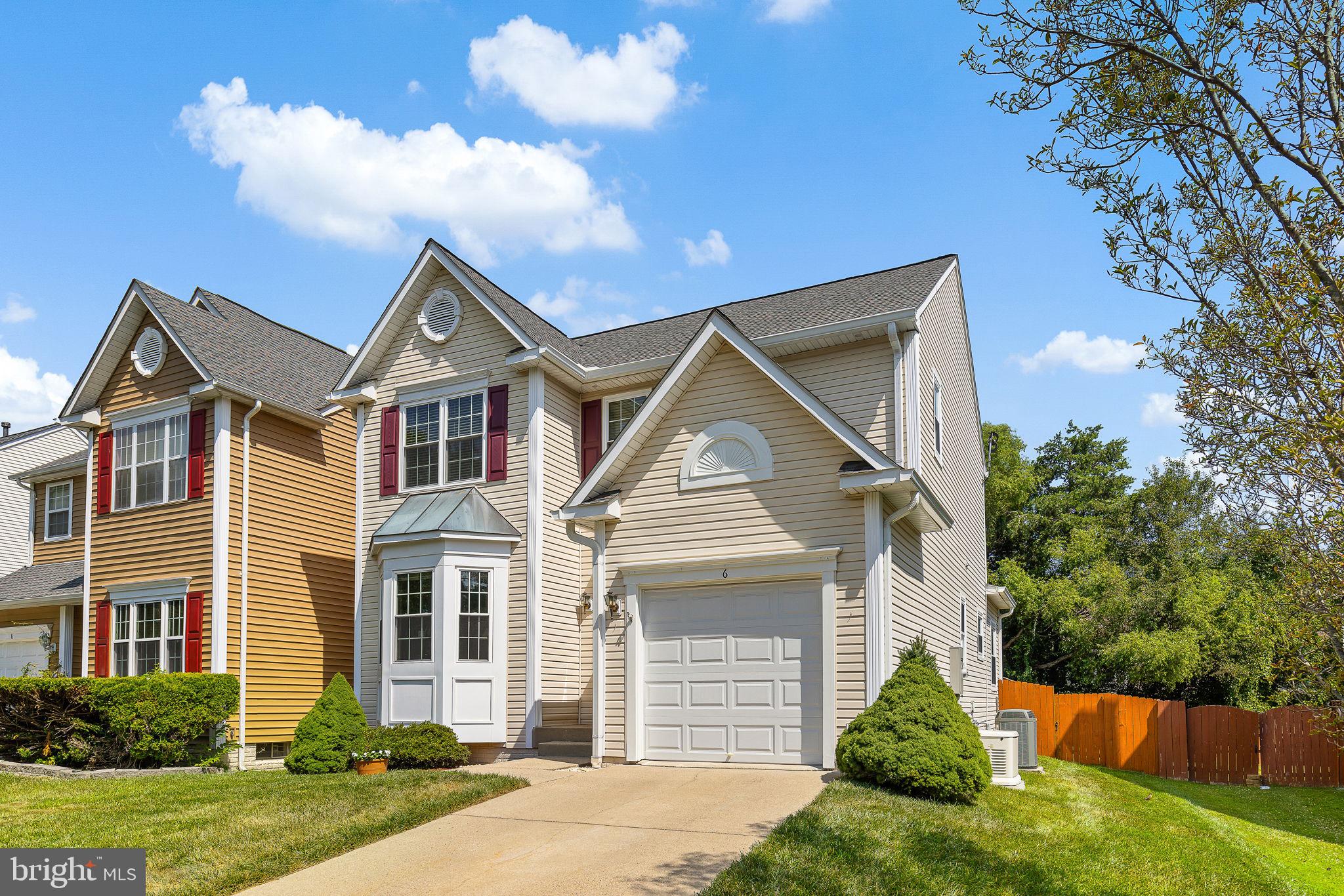 6 Sharon Ln