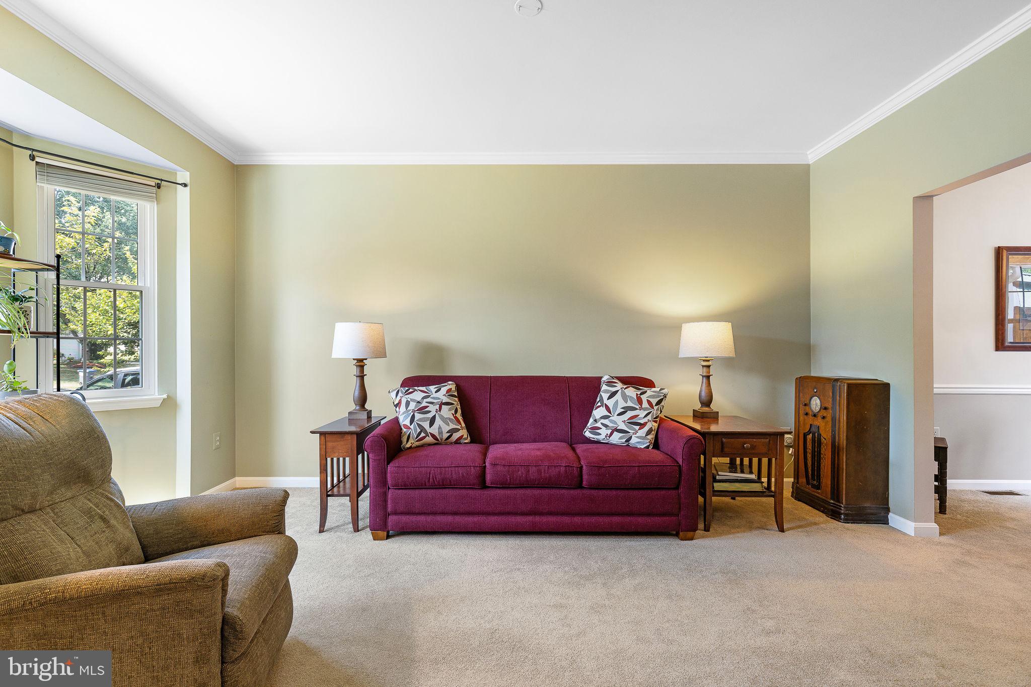 6 Sharon Ln