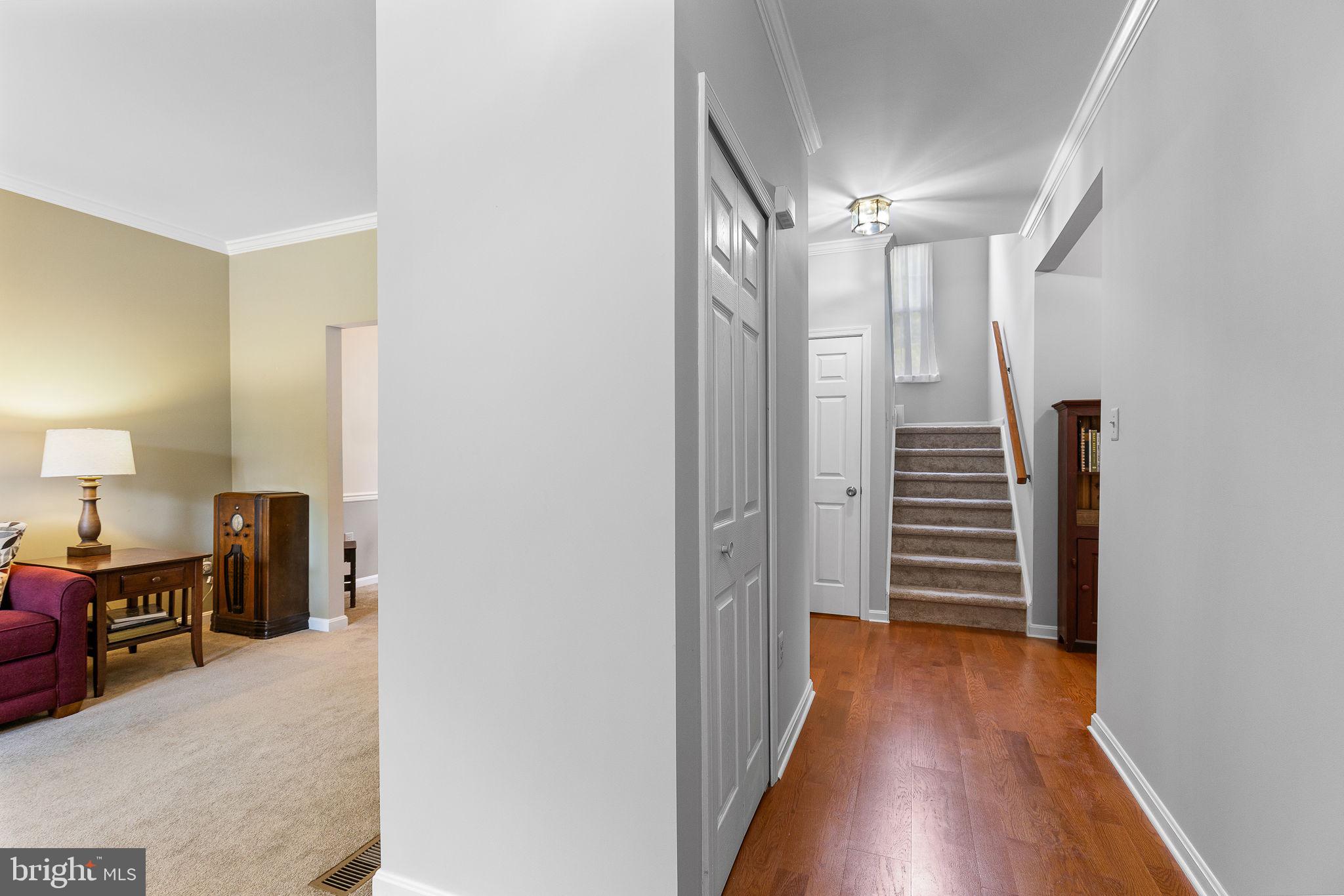 6 Sharon Ln