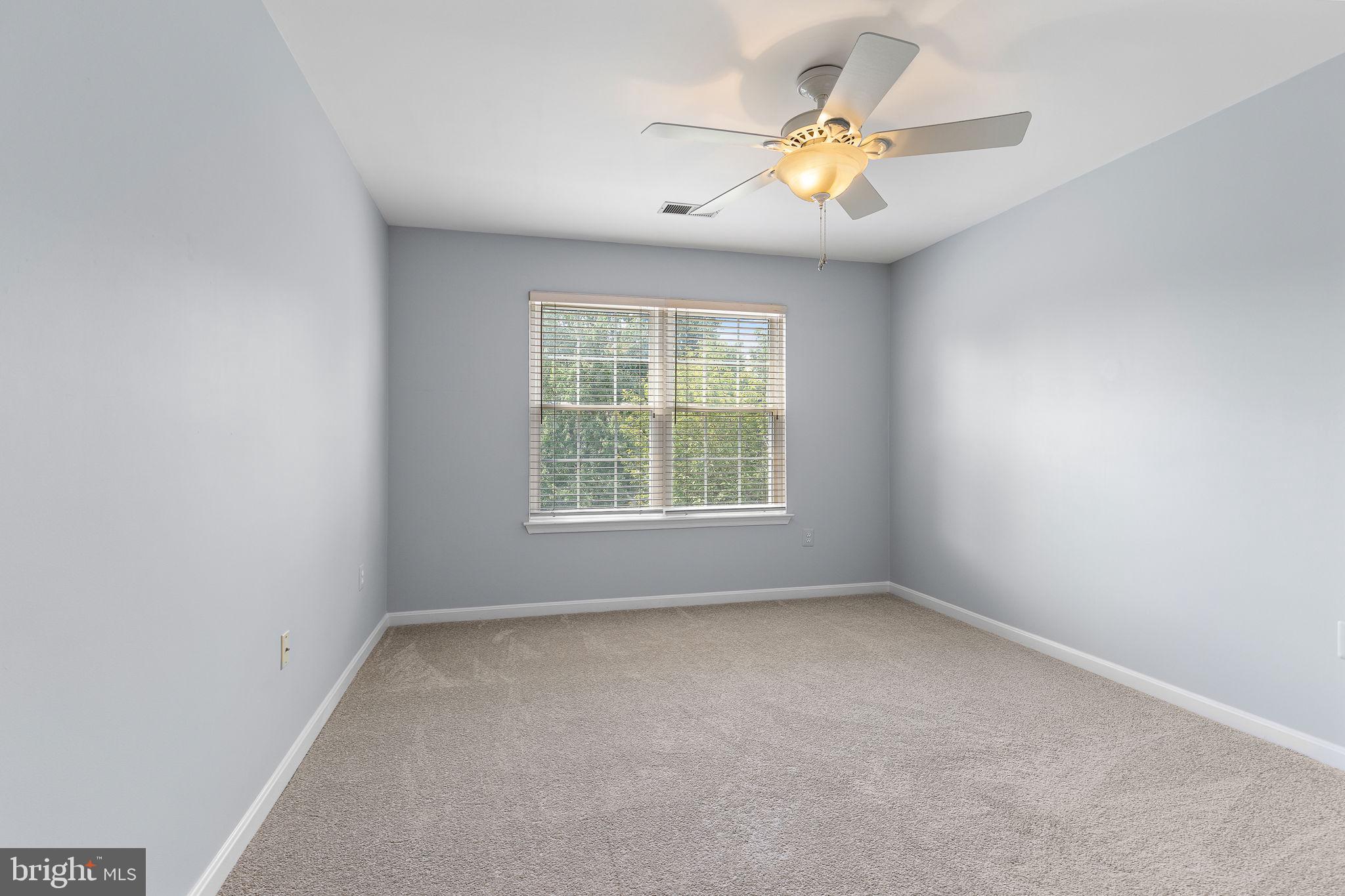 6 Sharon Ln
