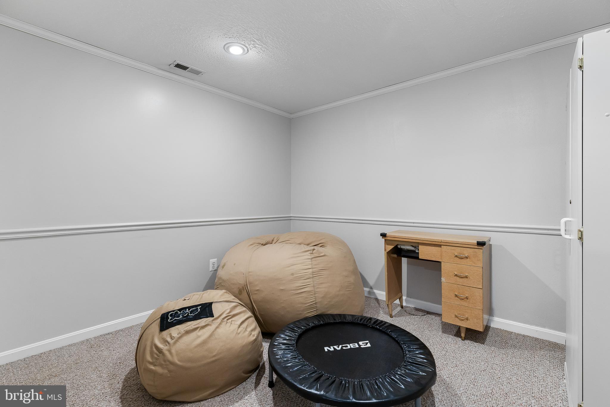 11 Saint Sebastian Ct