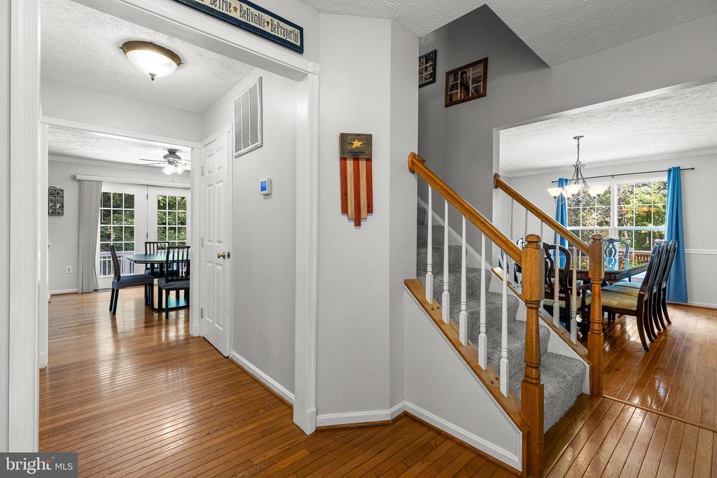 11 Saint Sebastian Ct