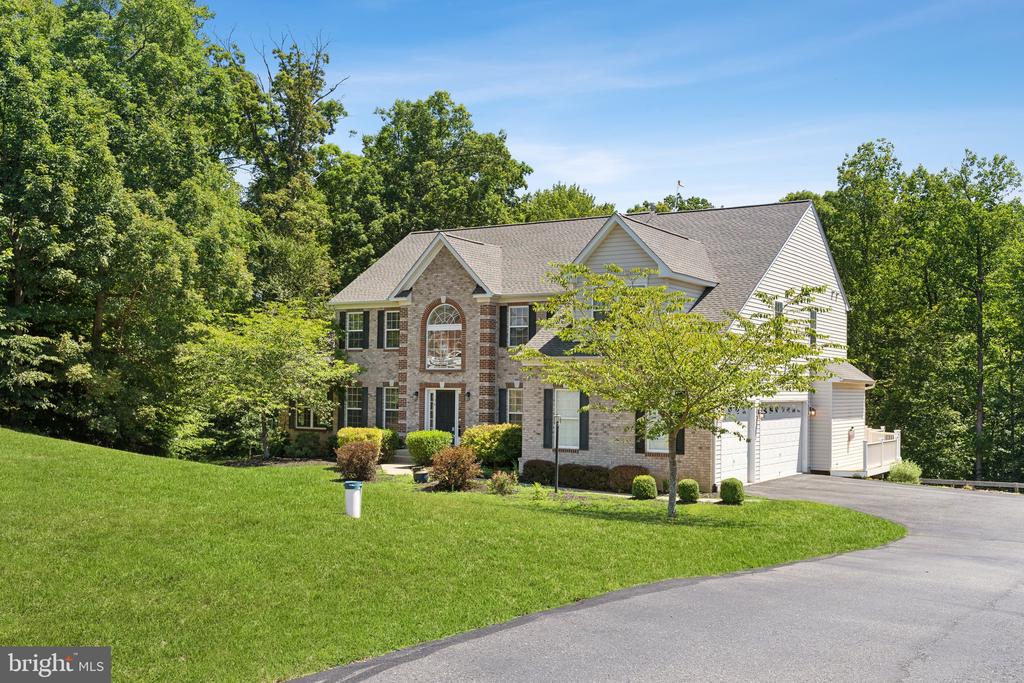 138 SENTINEL RIDGE LANE