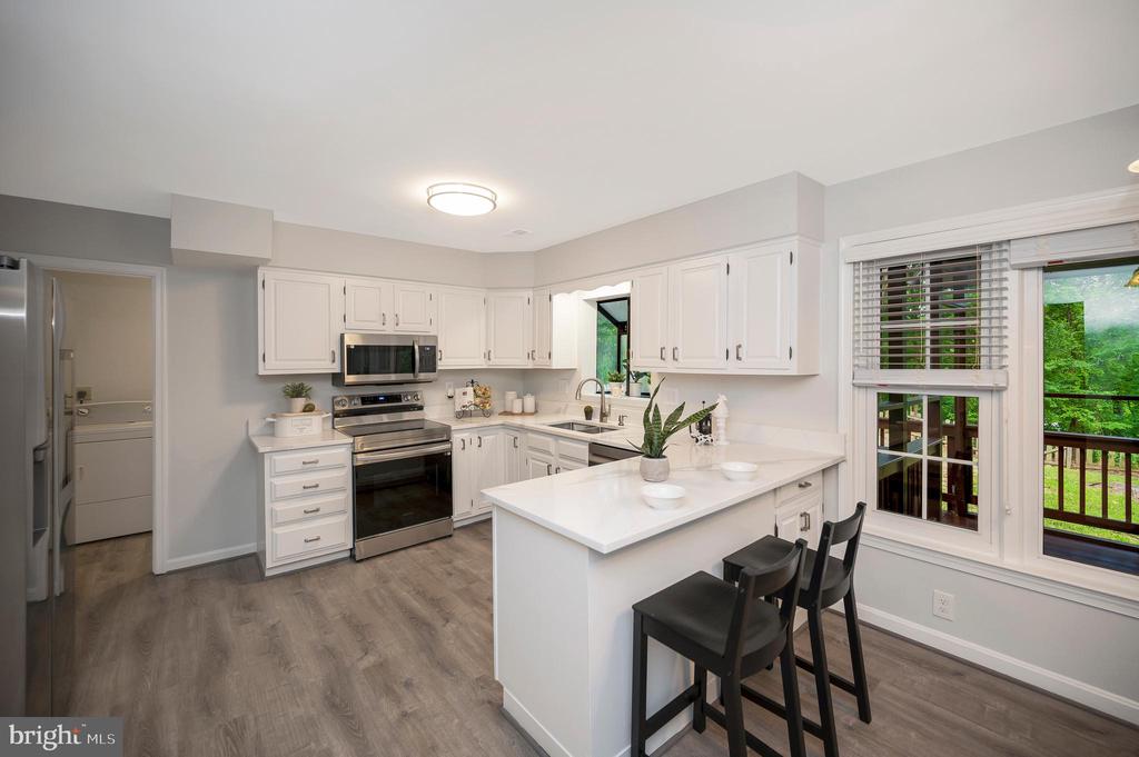 210 Crows Nest Cove