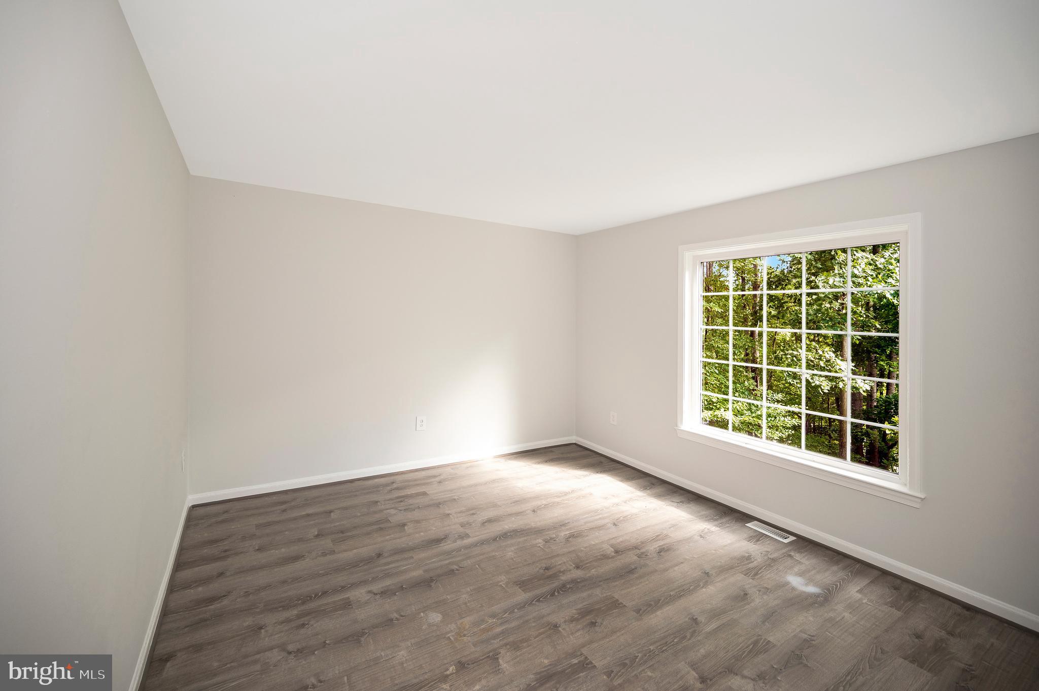 210 Crows Nest Cove
