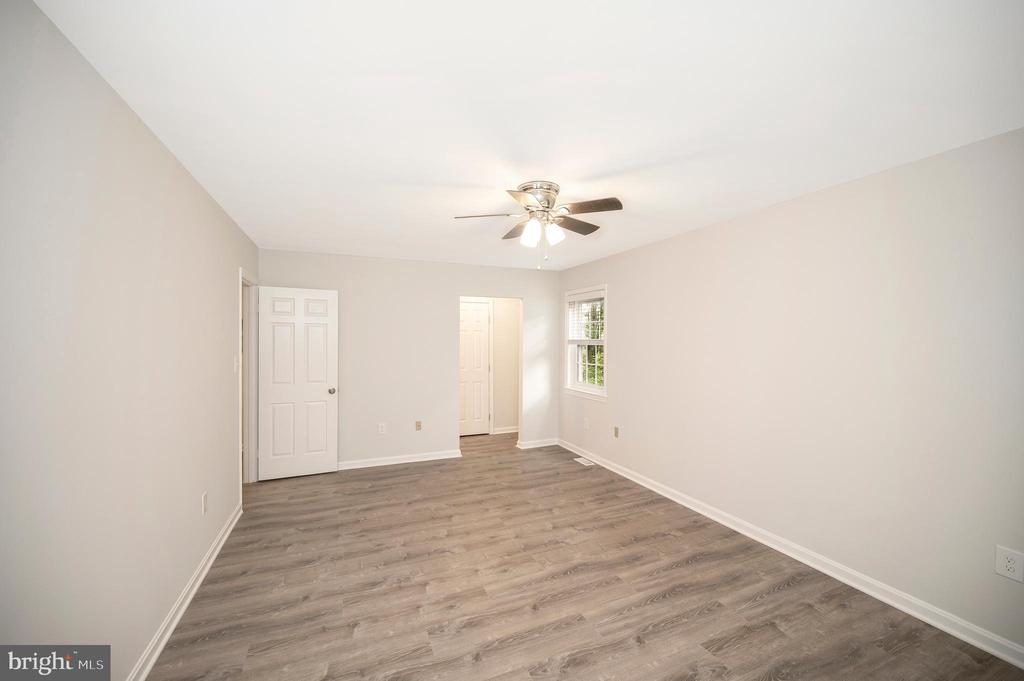 210 Crows Nest Cove