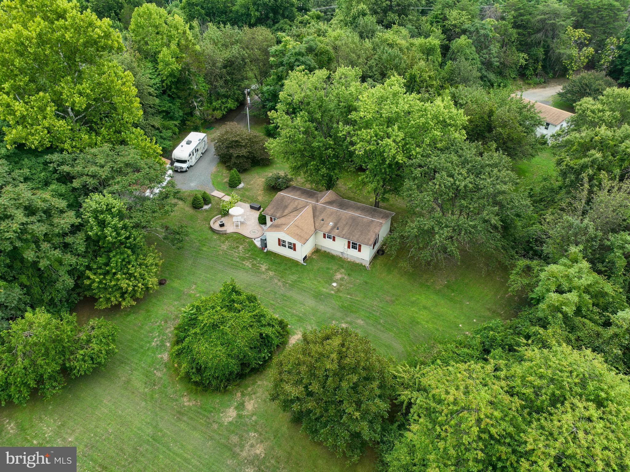 1 Burnt Oak Ln