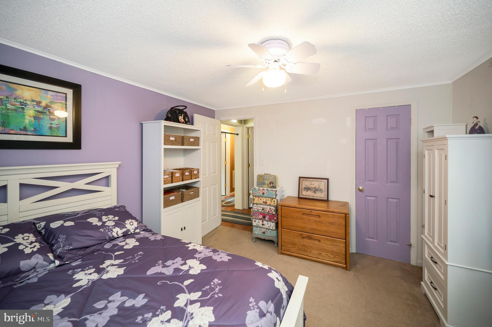 1 Burnt Oak Ln