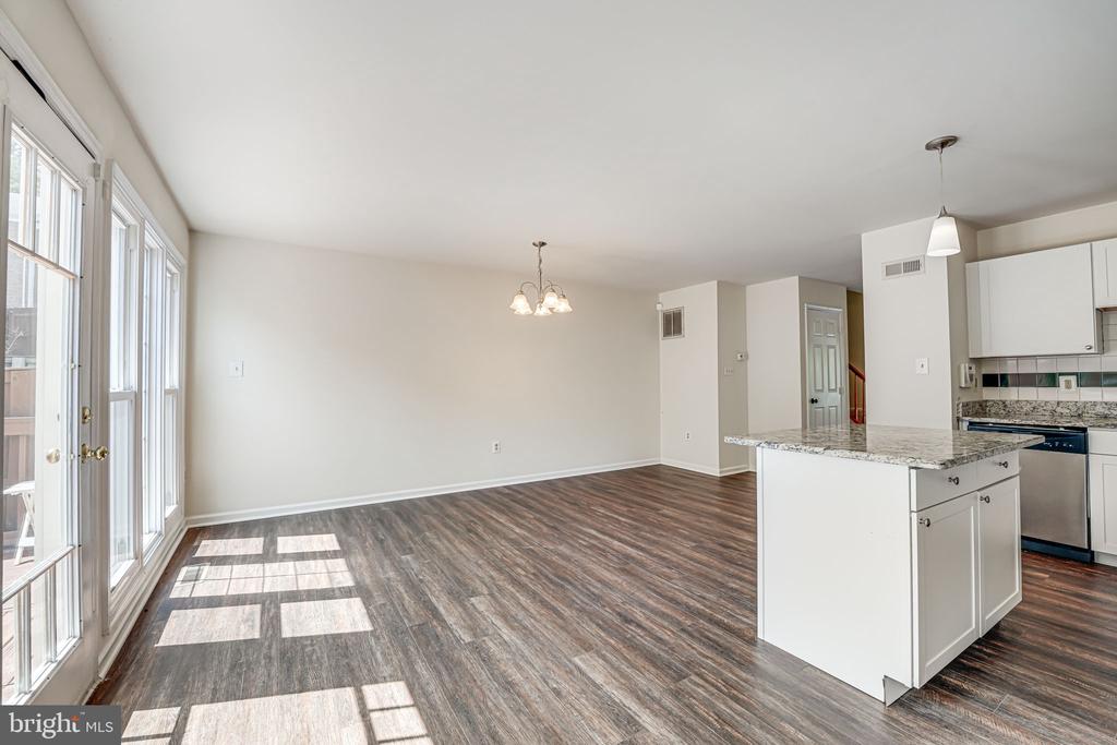 307 TWIN BROOK LANE