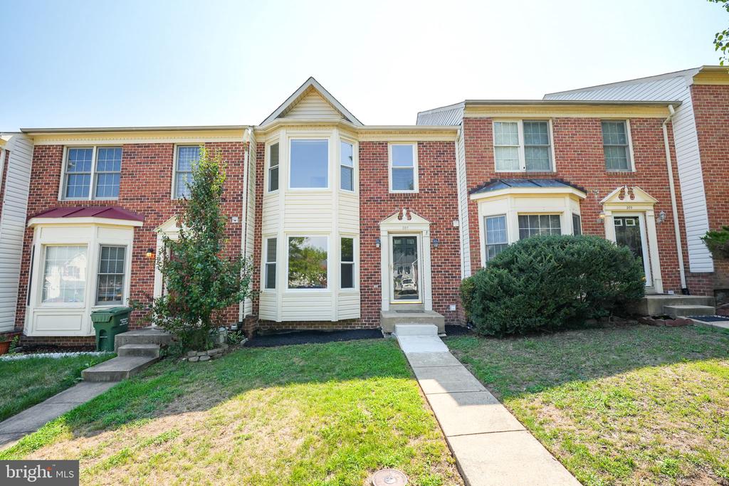 307 TWIN BROOK LANE