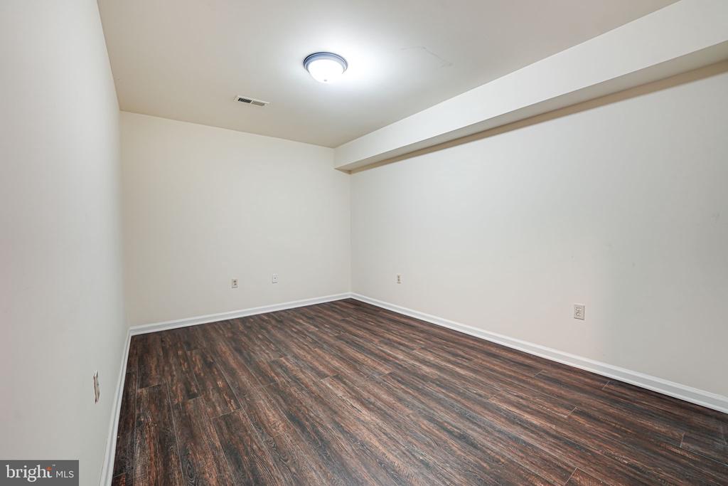 307 TWIN BROOK LANE