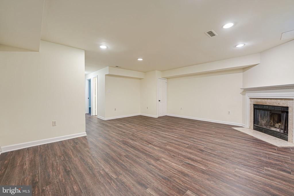 307 TWIN BROOK LANE