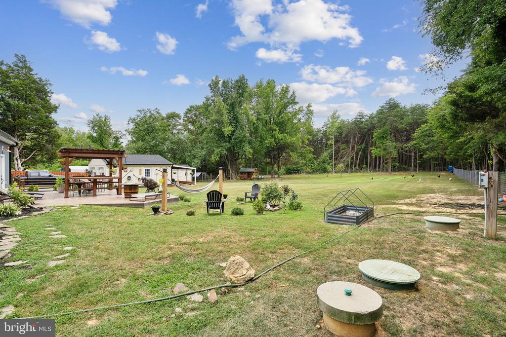 1218 White Oak Rd