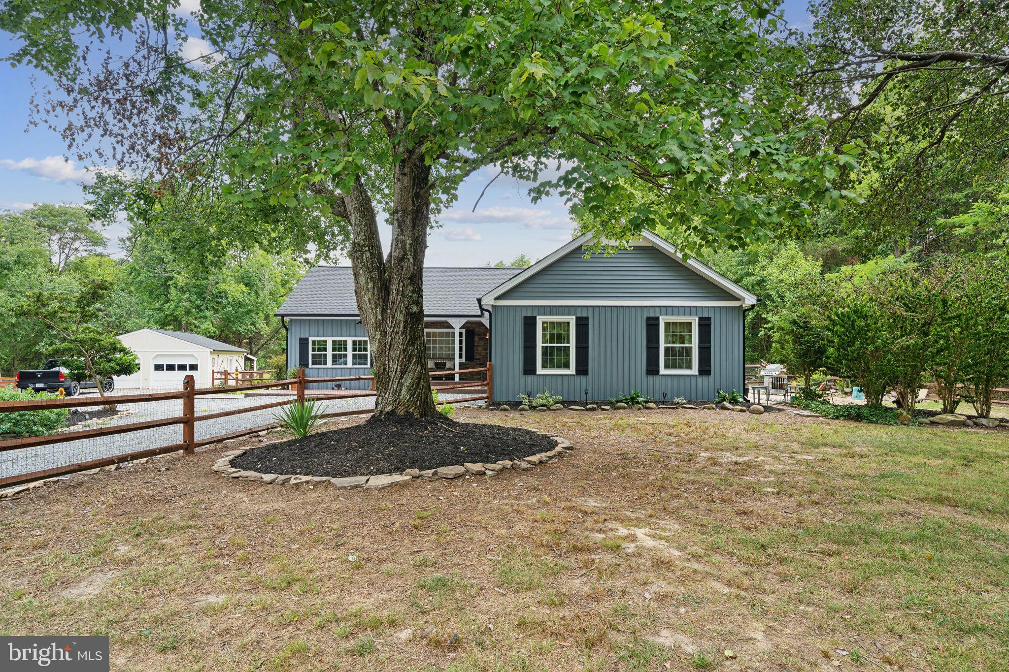 1218 White Oak Rd