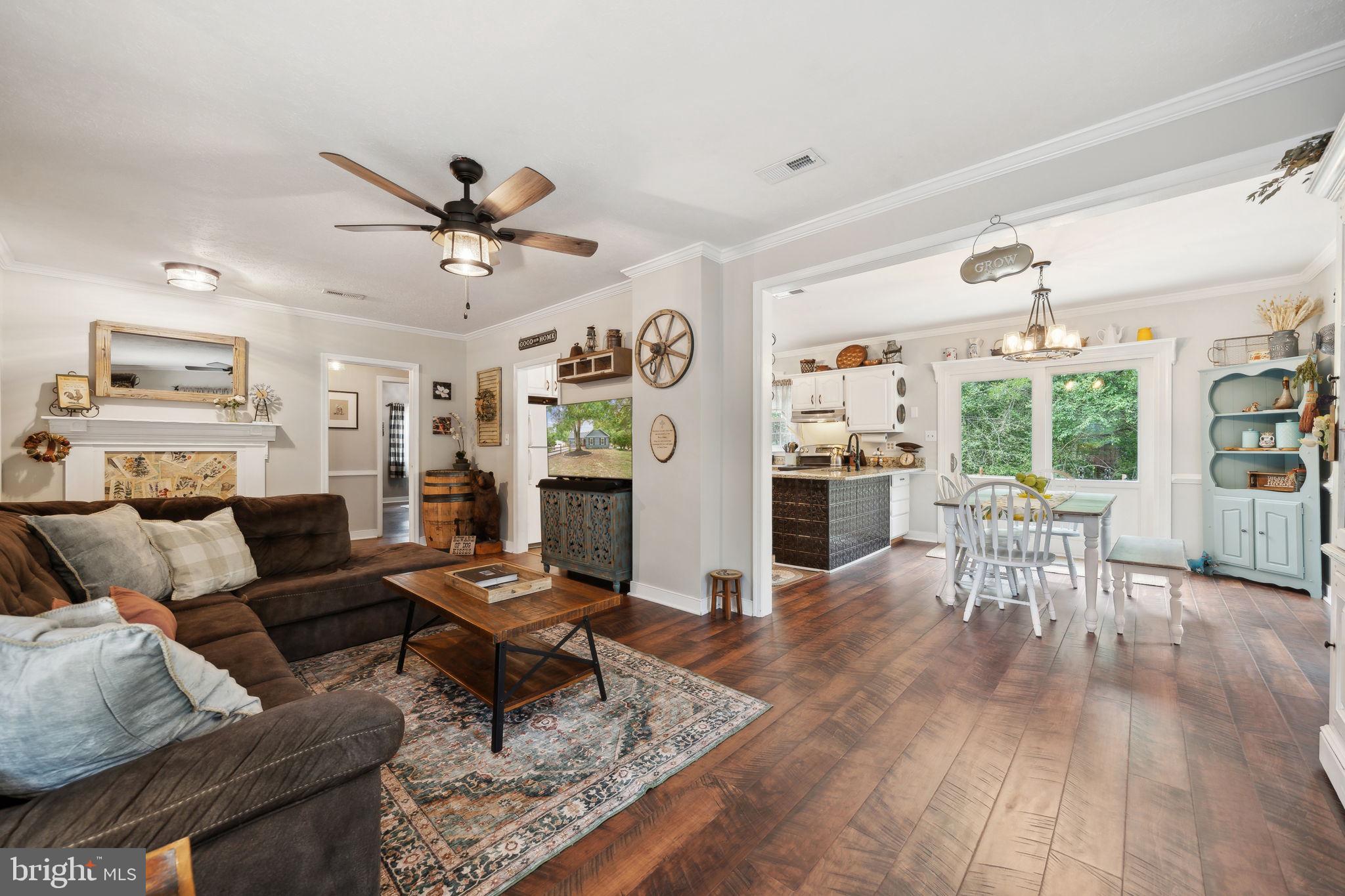 1218 White Oak Rd