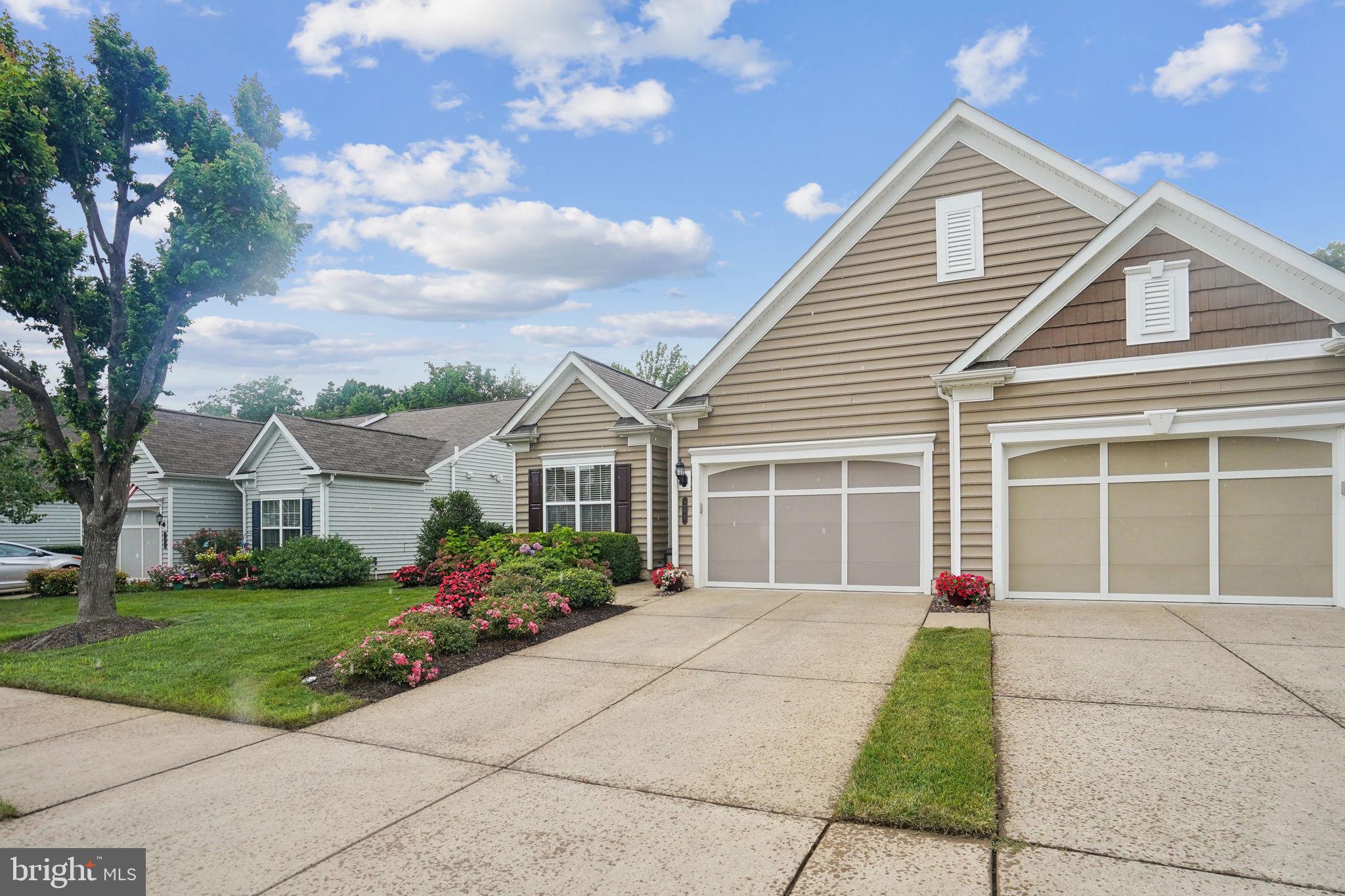 265 Long Point Dr