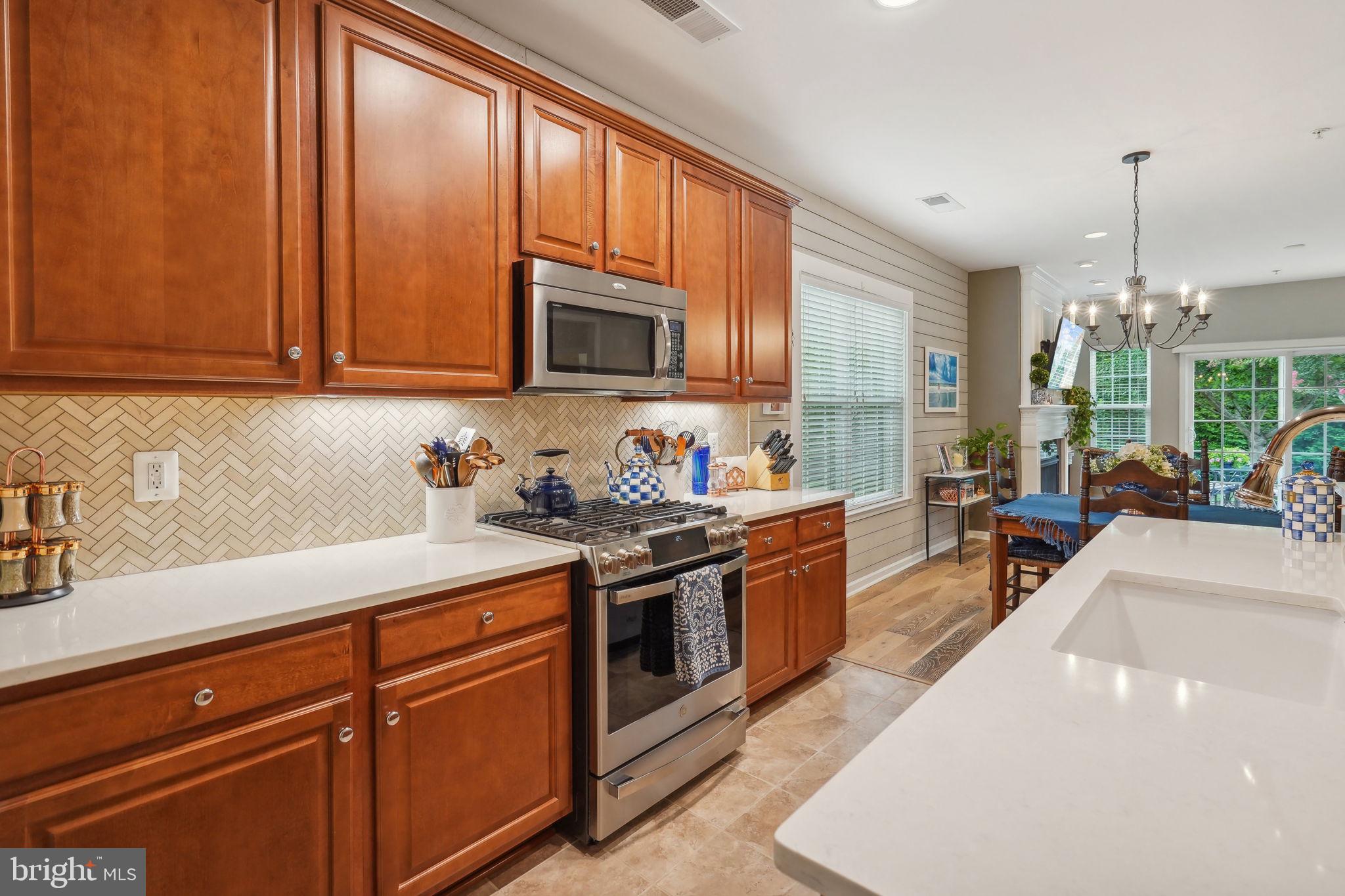 265 Long Point Dr