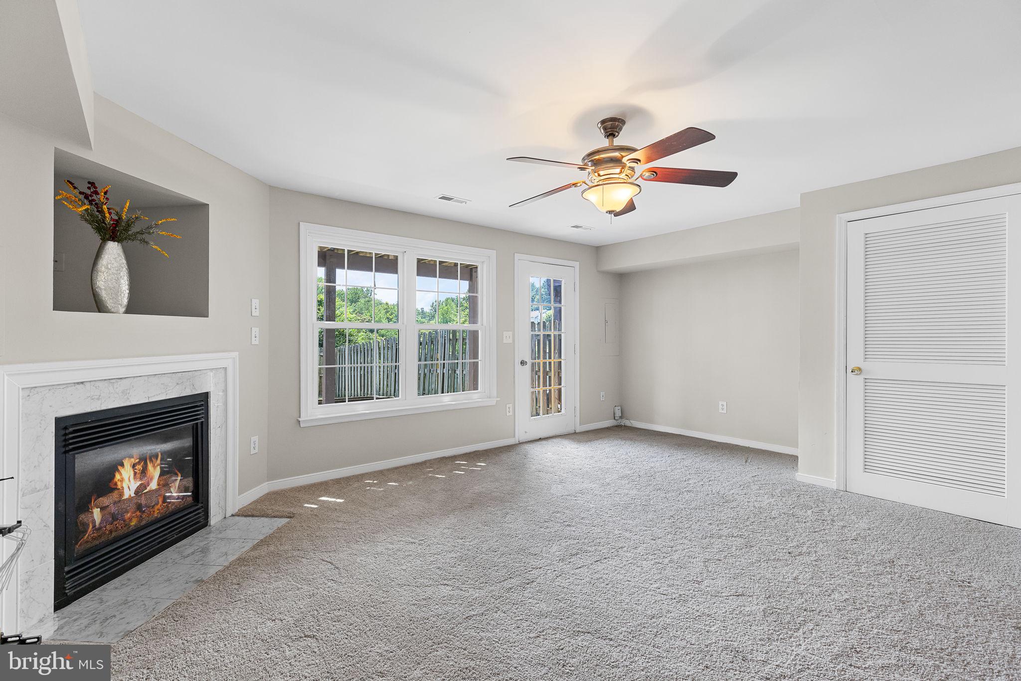 306 Crescent Blvd