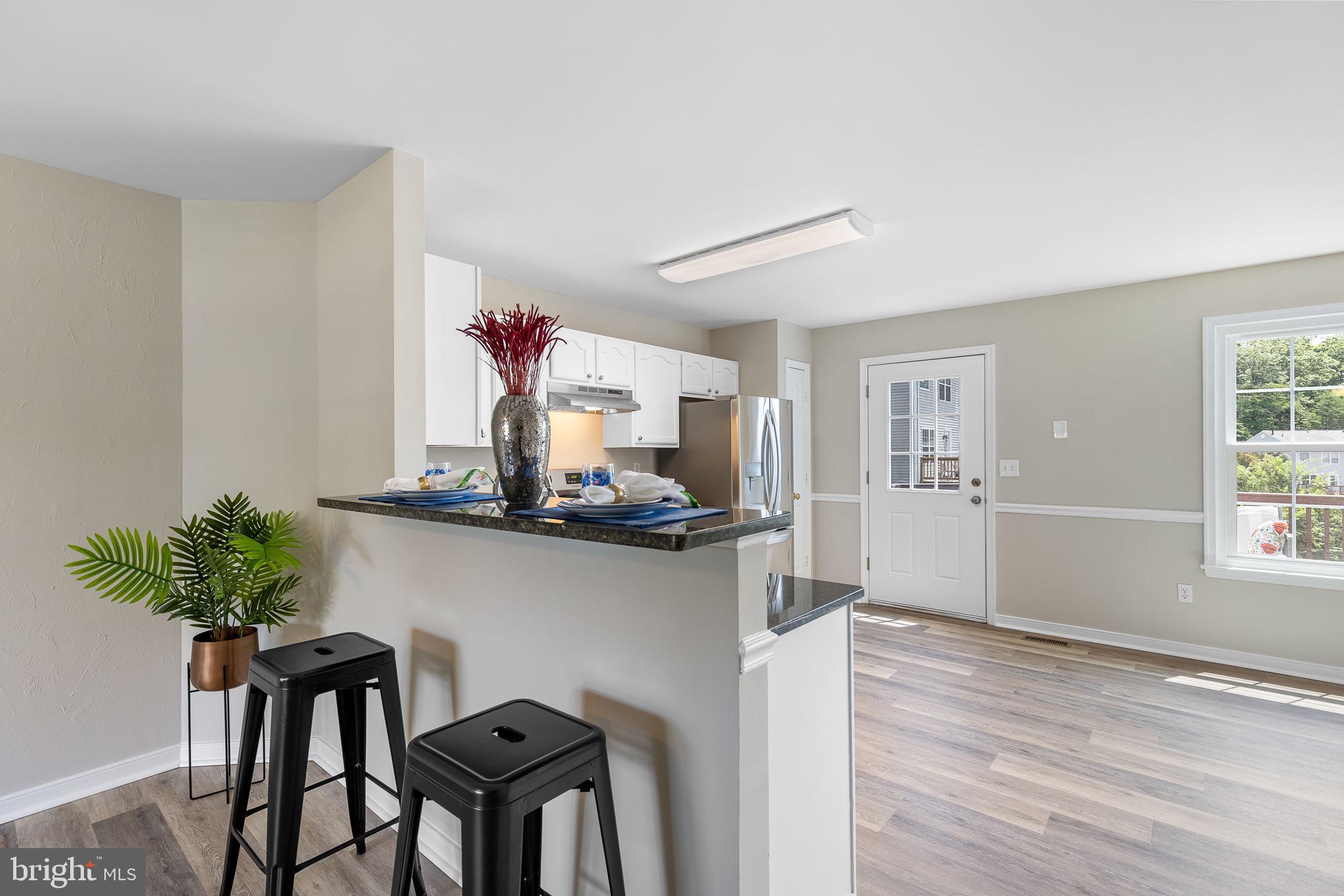 306 Crescent Blvd