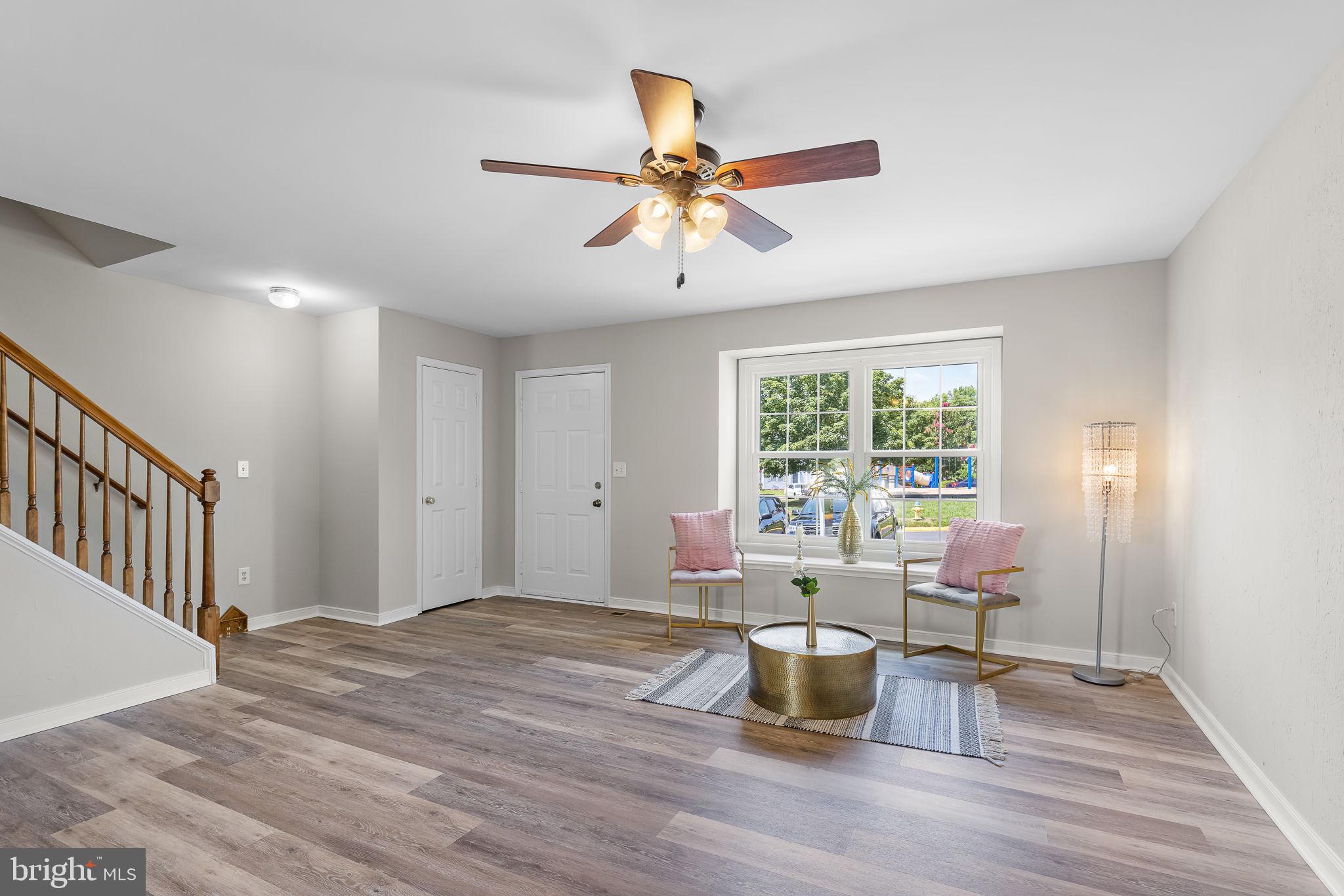 306 Crescent Blvd