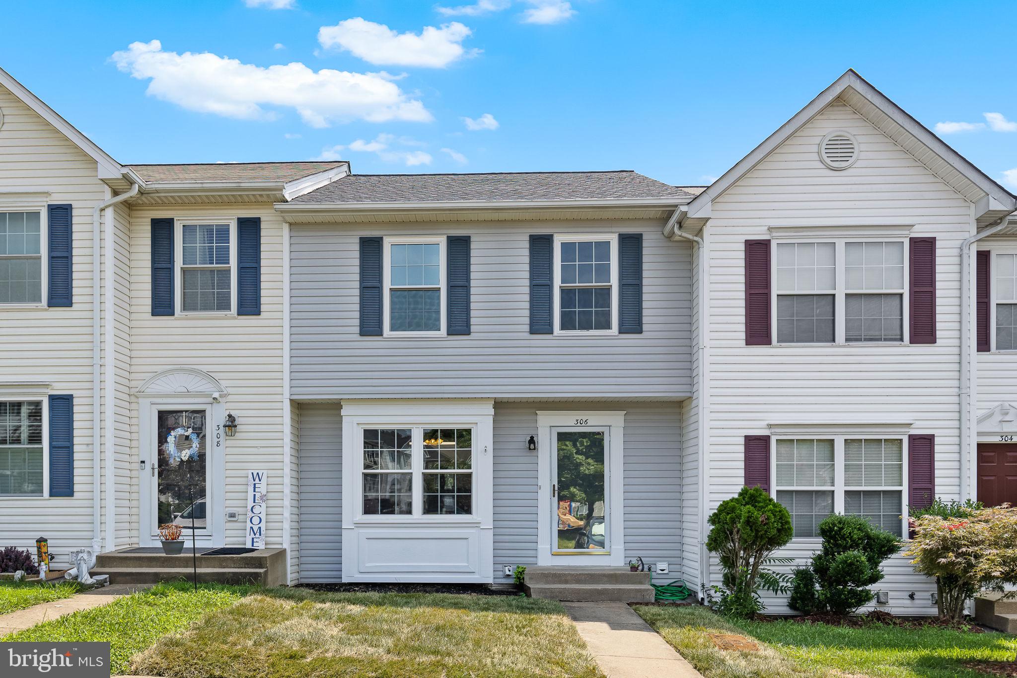 306 Crescent Blvd